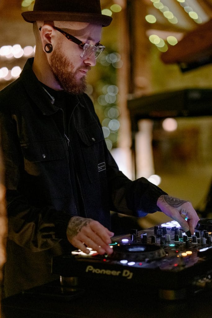 Wedding Dj Newcastle Wedding dj newcastle