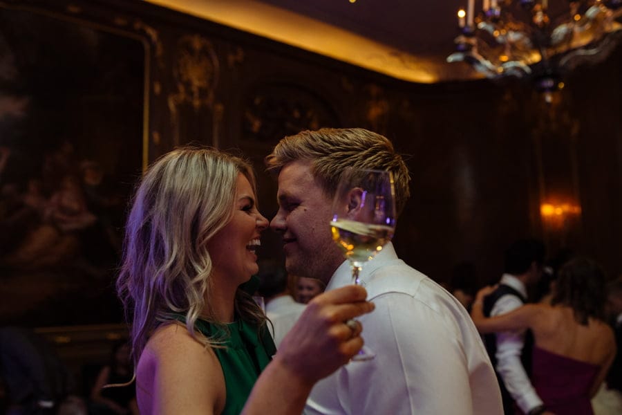 How Much Does A Wedding Band Cost? How much does a wedding band cost?
